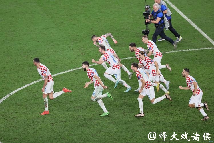 世界杯滚球中的心理战与技巧分析